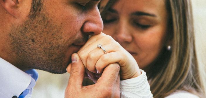 Purity rings - HeadStuff.org