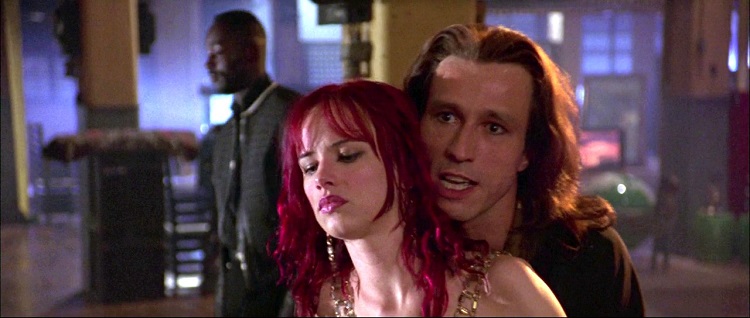 faith and filo - Strange Days - headstuff.org